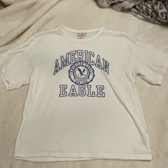 American Eagle White Tee Shirt - Picture 1 of 3